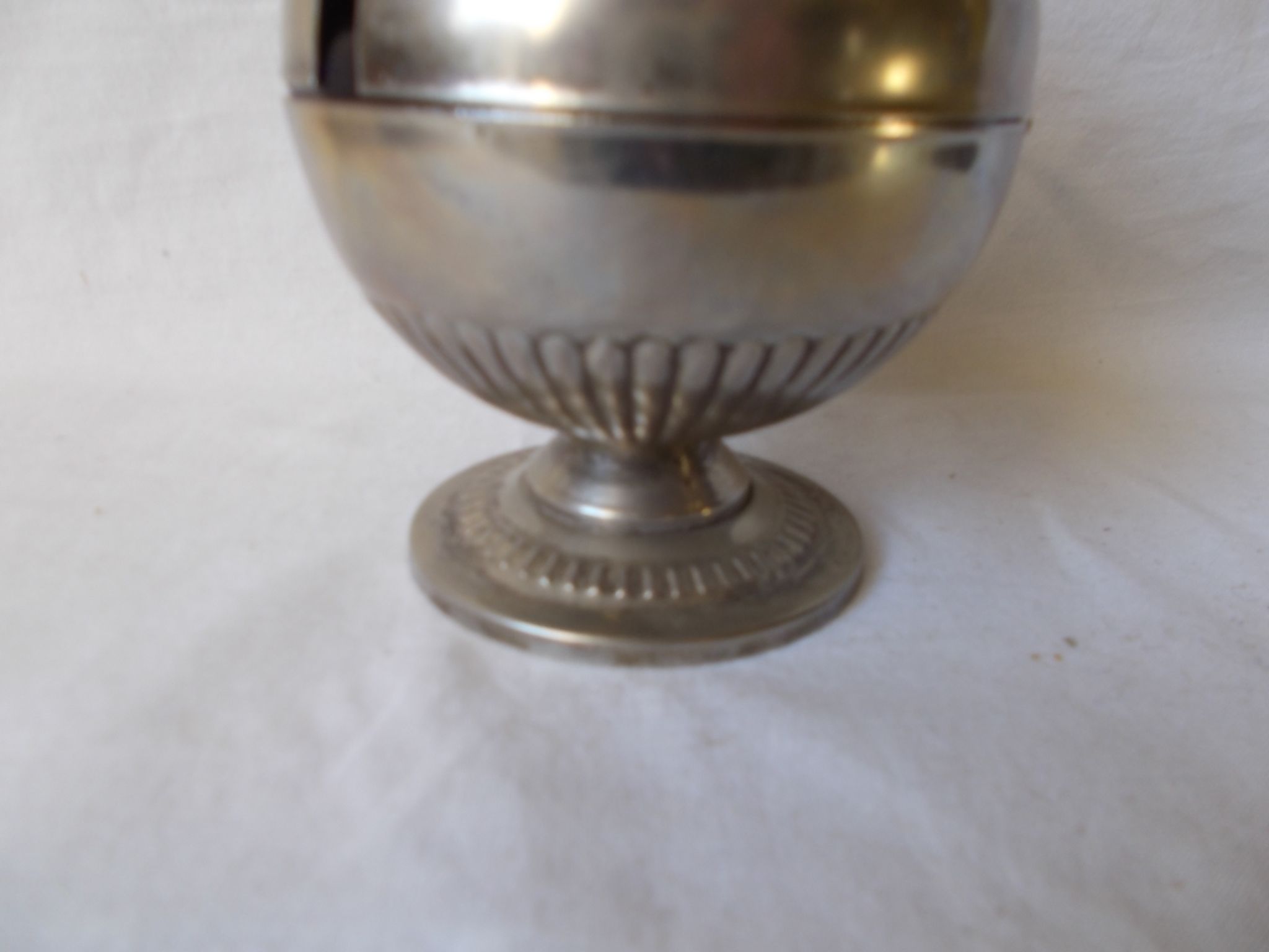 Sucrier en métal et verre bleu