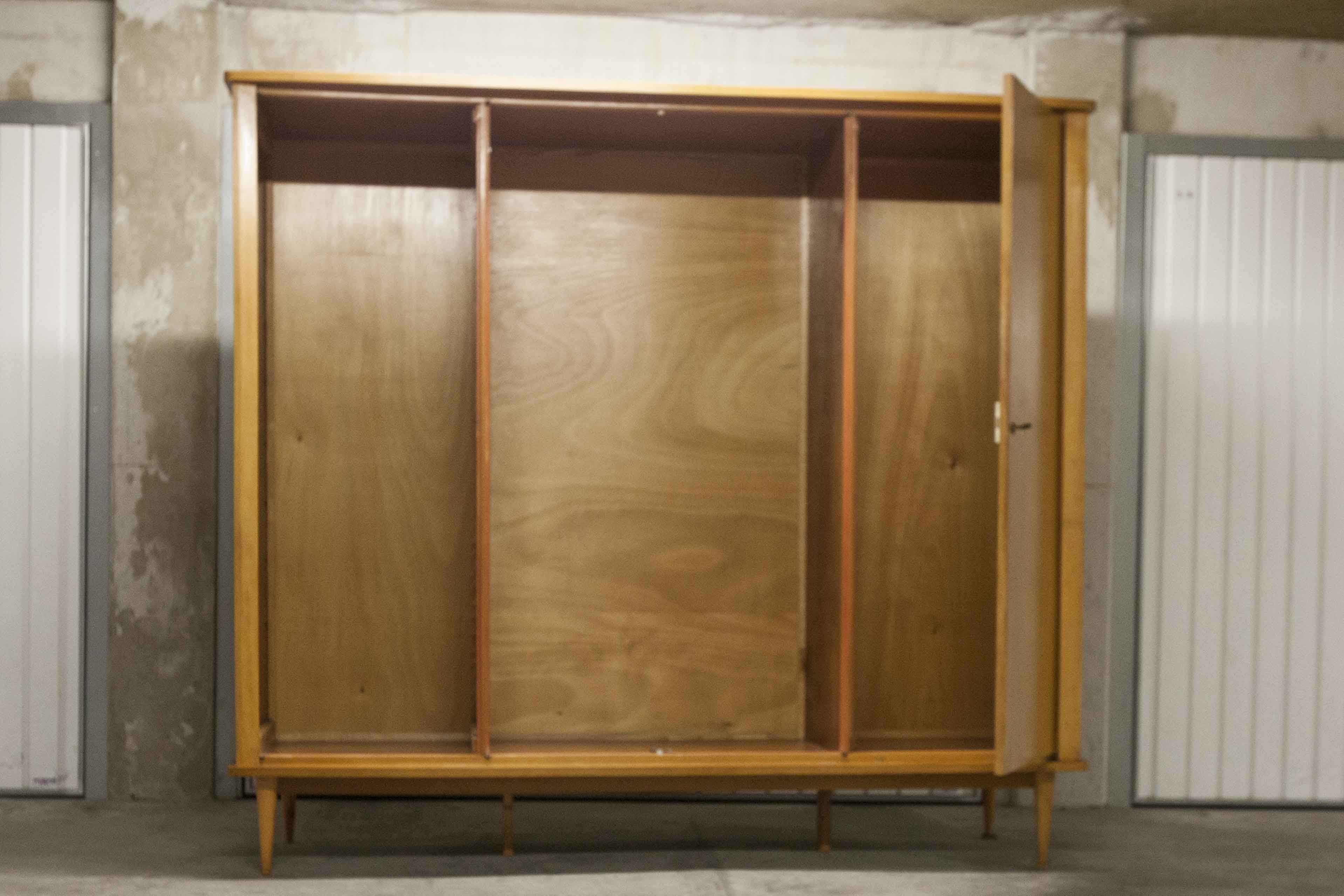 Scandinavian wardrobe 1960 honey color 4 doors L 205 cm