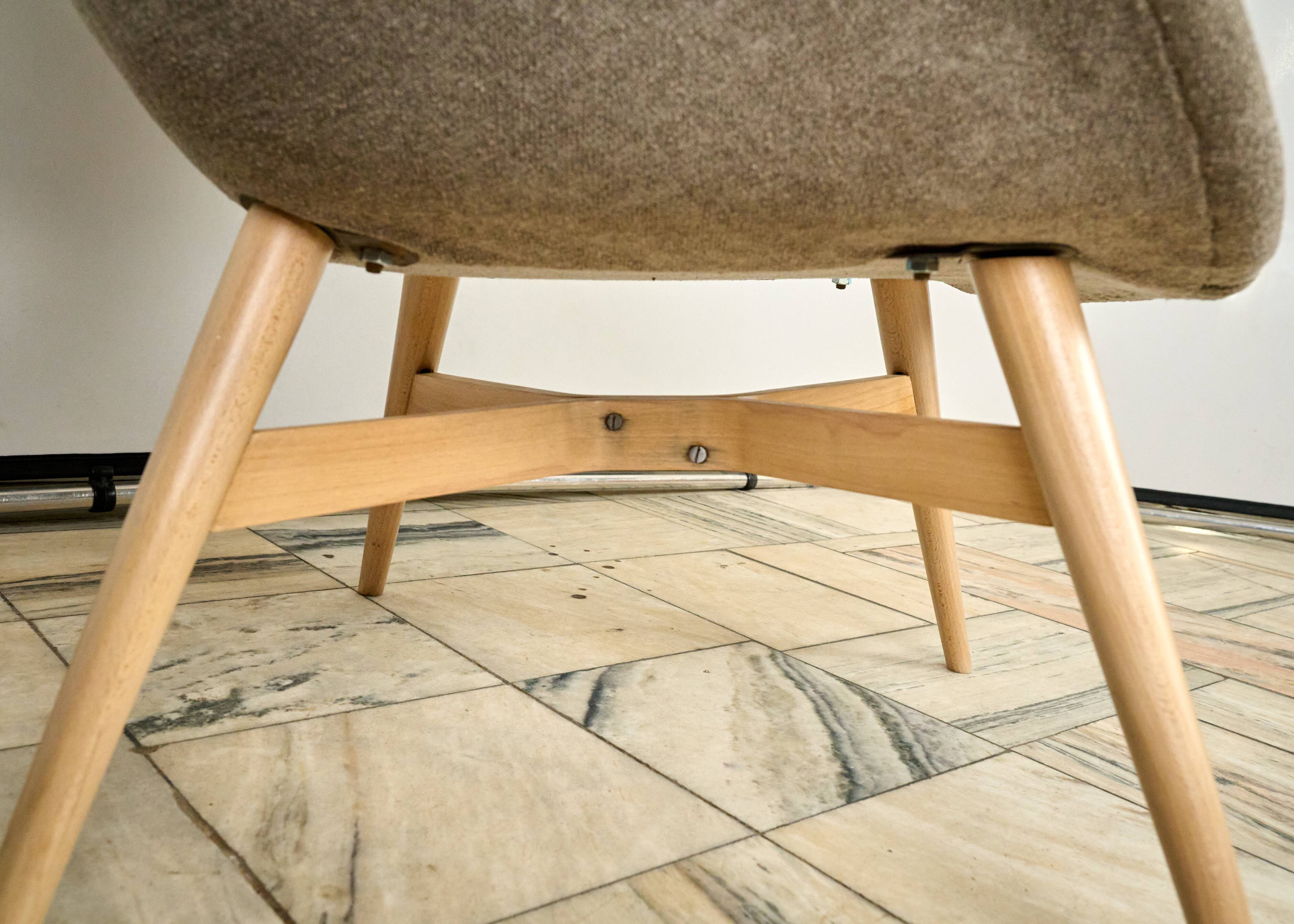 Shell Lounge Chair by Miroslav Navratil, 1960s, Czechoslovakia