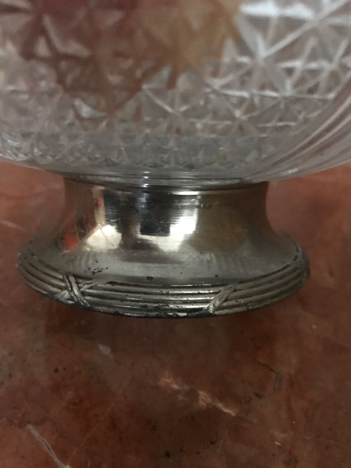 Coupe à fruit sur pied métal