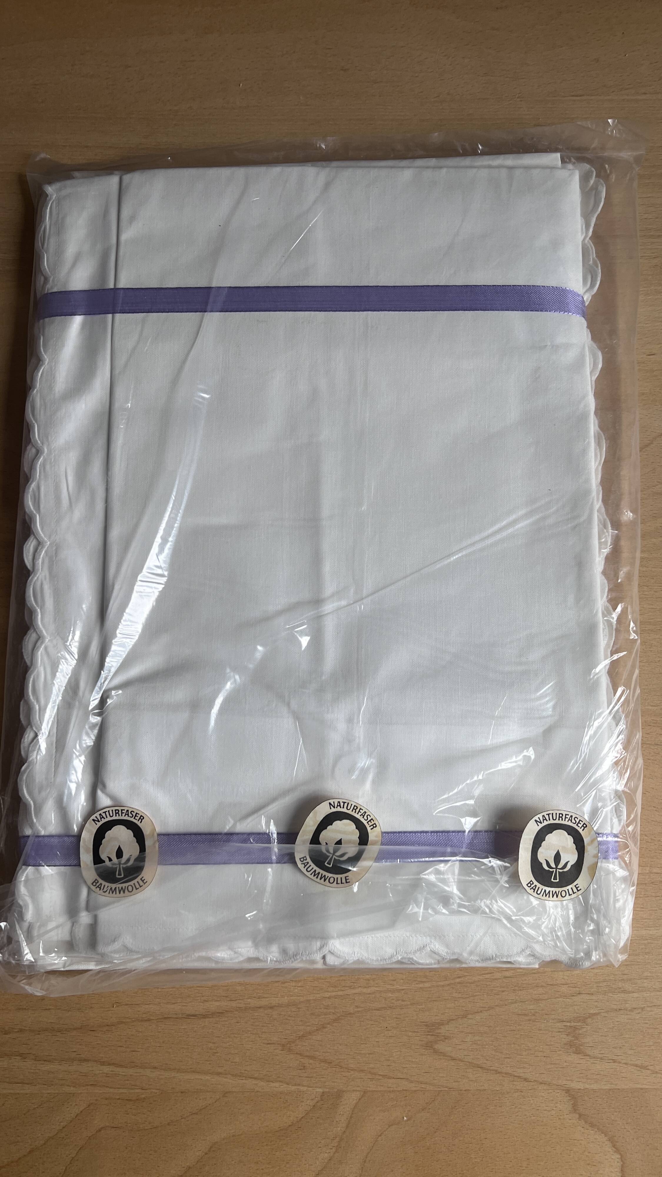 Vintage pillowcase set