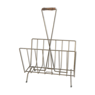 Magazine holder