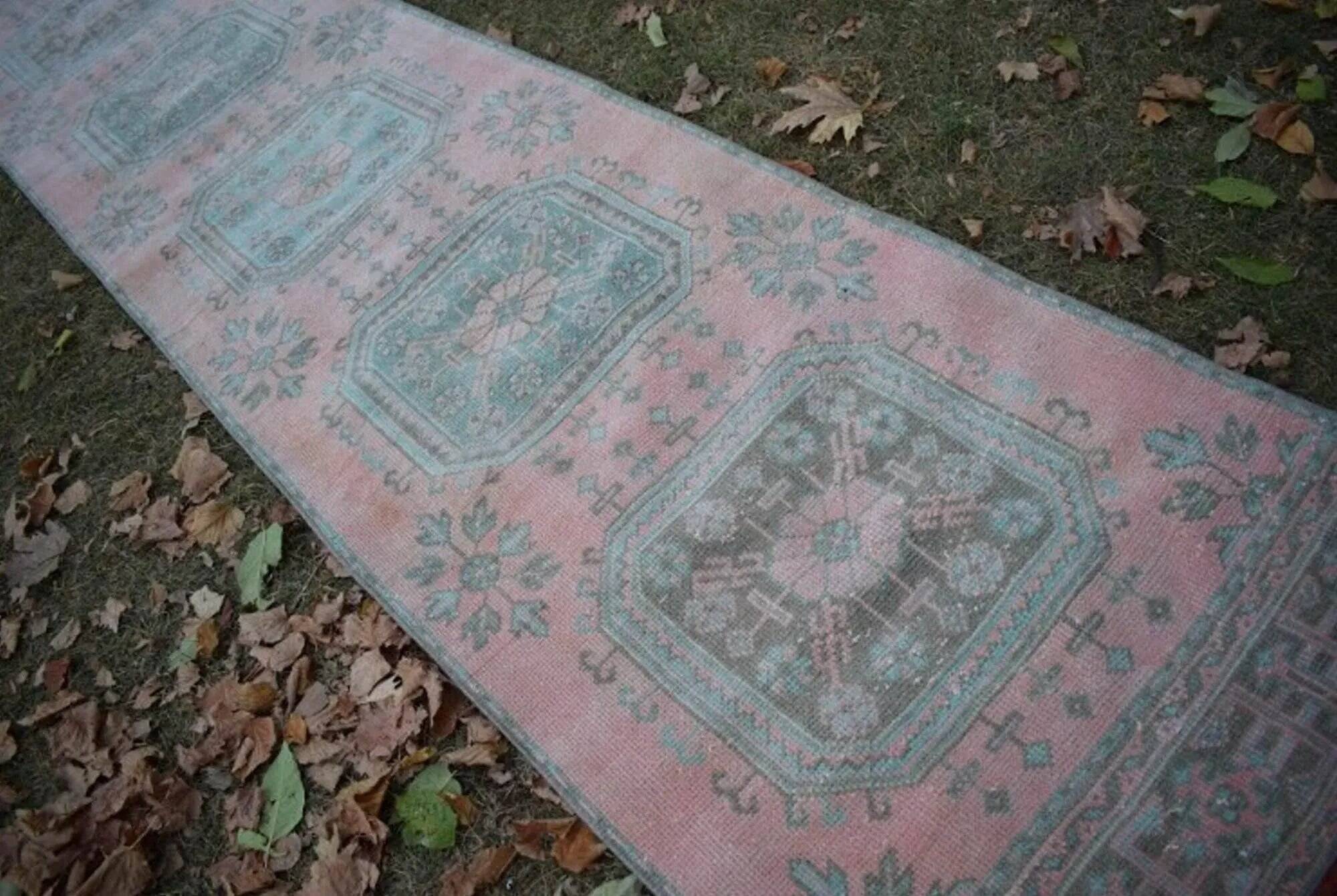 Vintage Turkish hallway rug 85x656 cm
