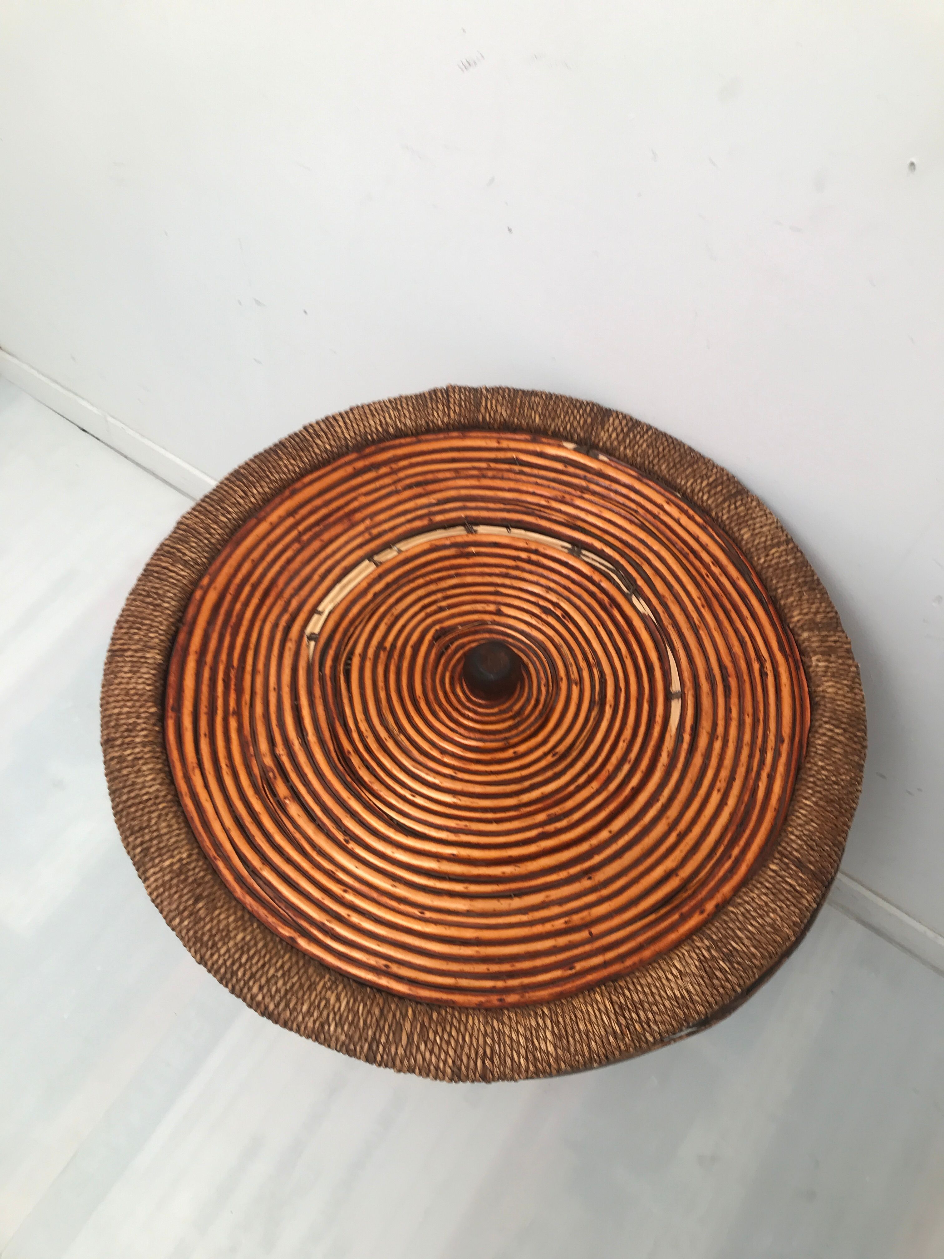 Vintage high-capacity rattan linen basket