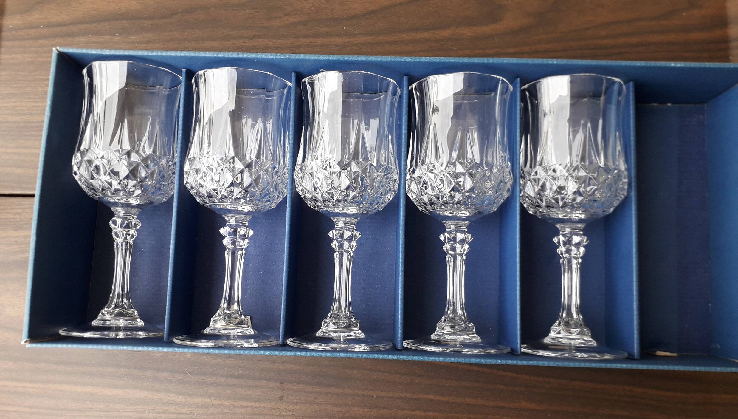 Crystal stemmed glasses