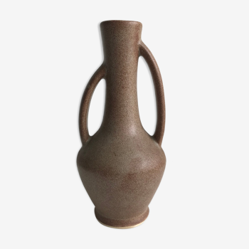 Ceramic vase