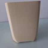 Decorative flour pot