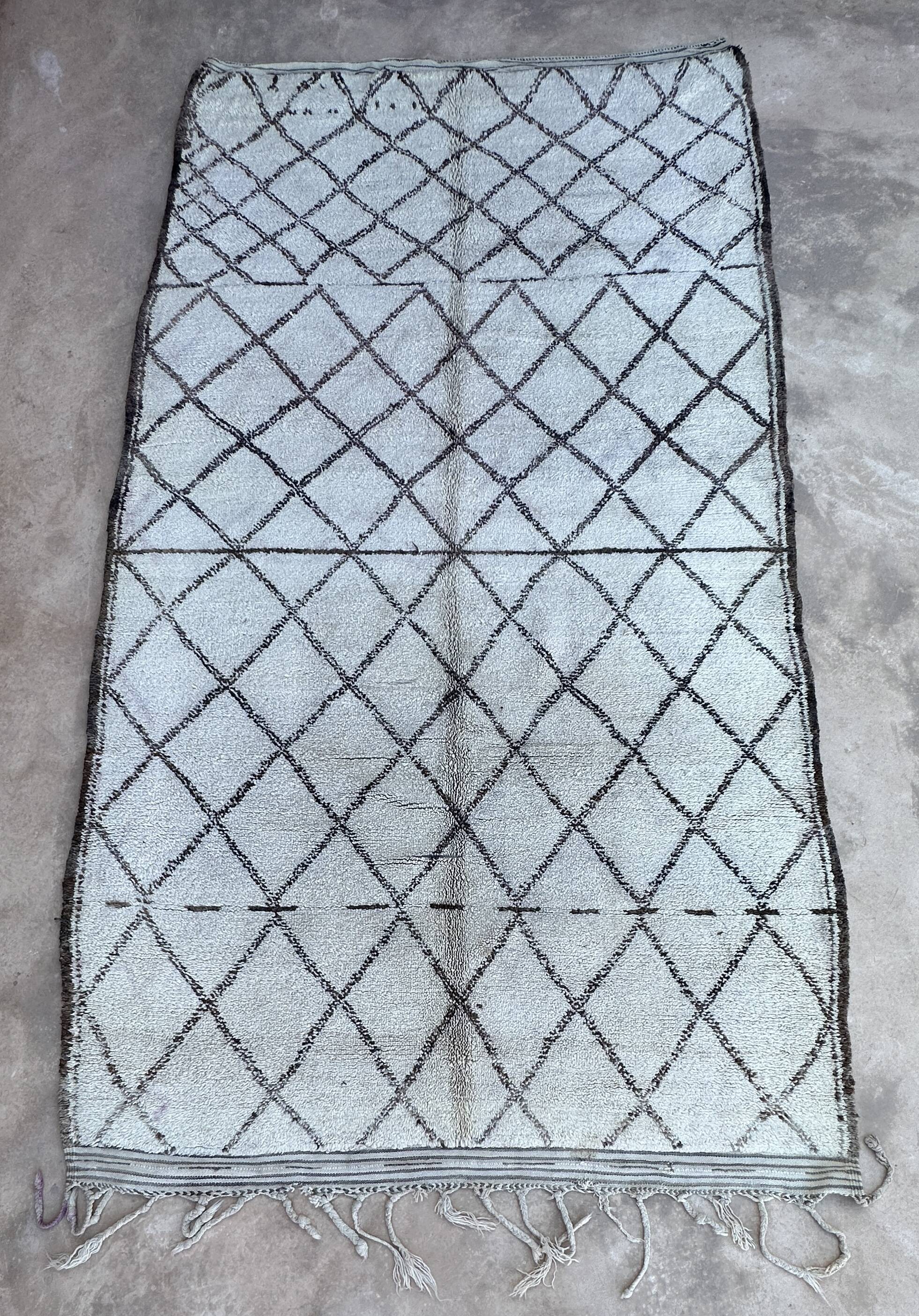 Moroccan carpet - 206 x 378 cm