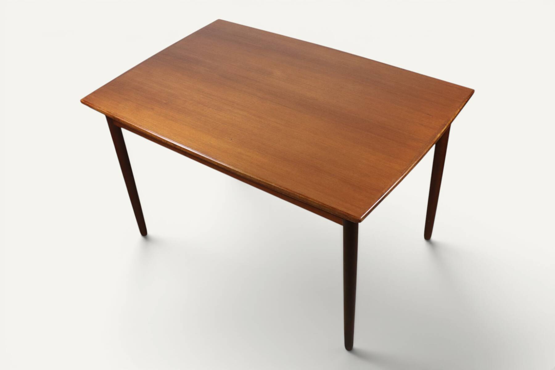 Extendable dining table in Scandinavian teak - 1960s