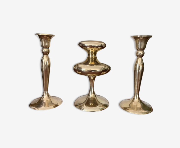 Trois bougeoirs en laiton vintage