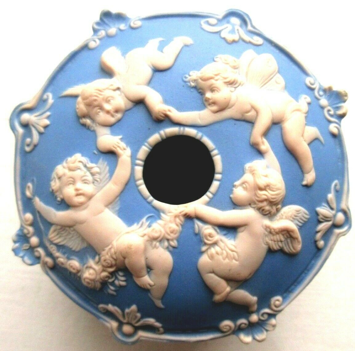 jewelry box or blue porcelain candy box with 4 angels