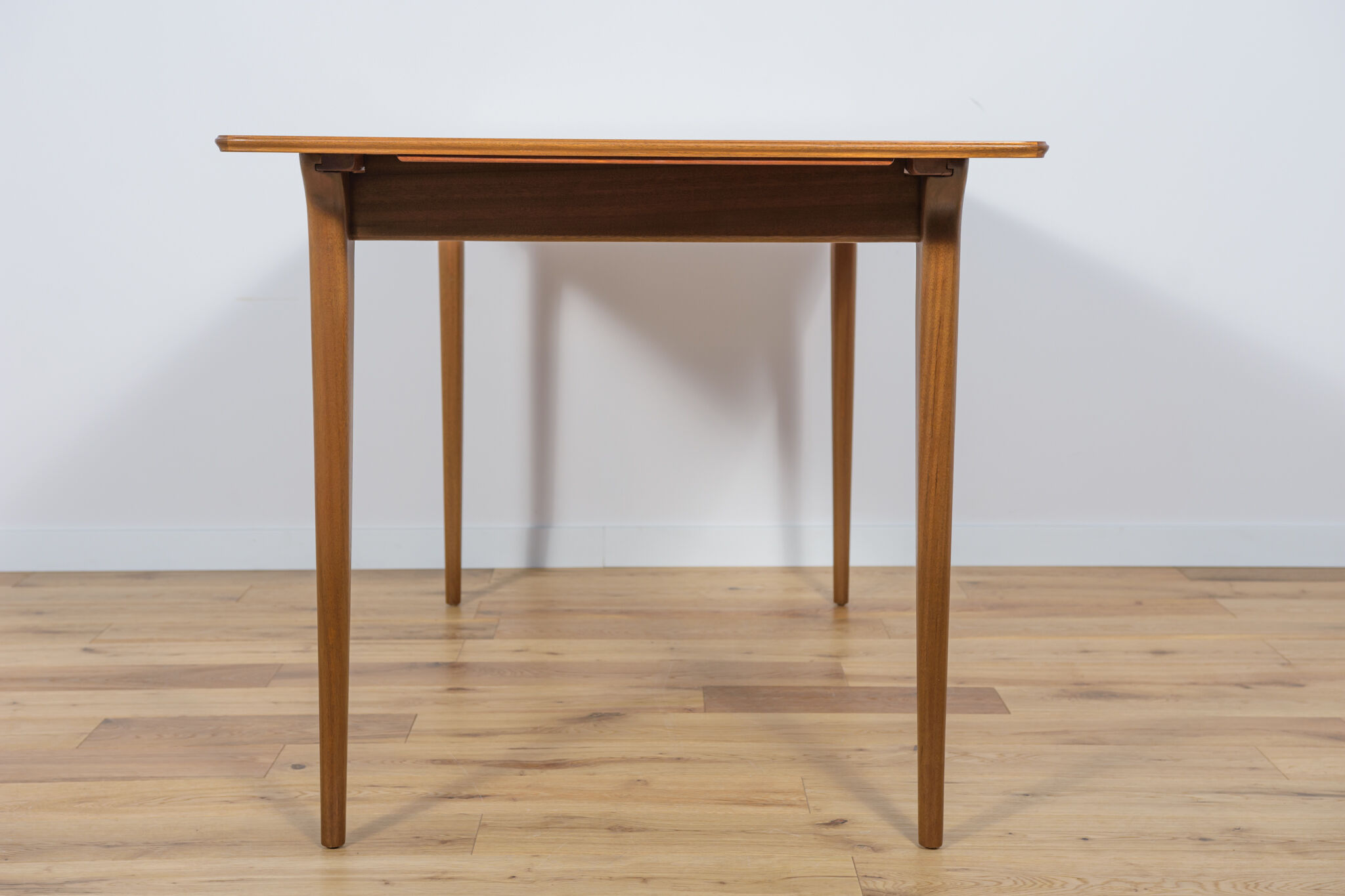 Mid-century teak extendable dining table from Mcintosh, 1960s