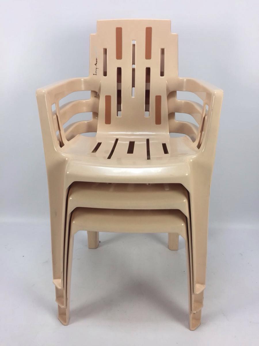 Boston by Pierre Paulin garden chair