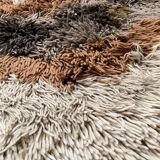 Round vintage wool rug