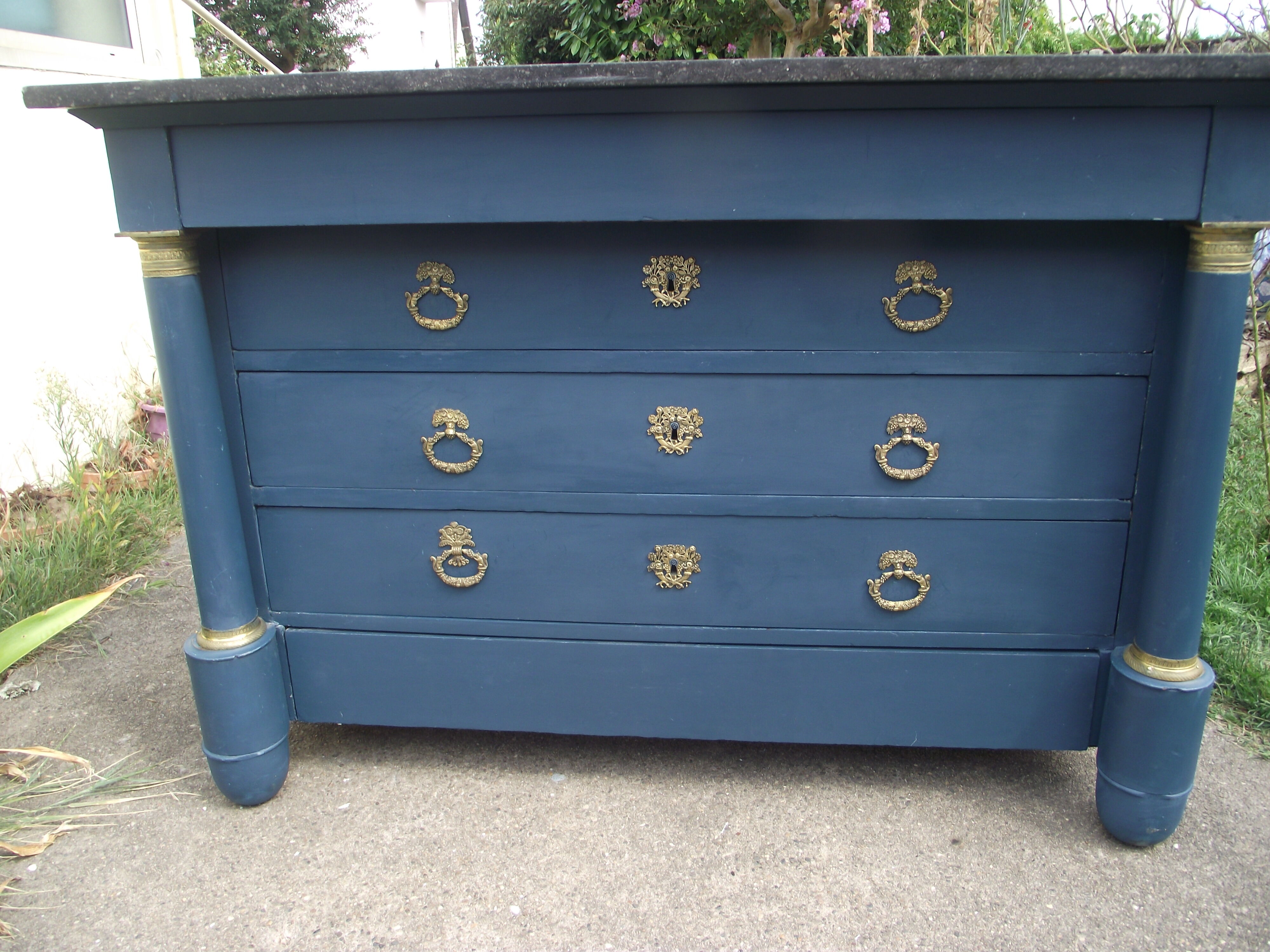 Chest of drawers Empire 19th on marble