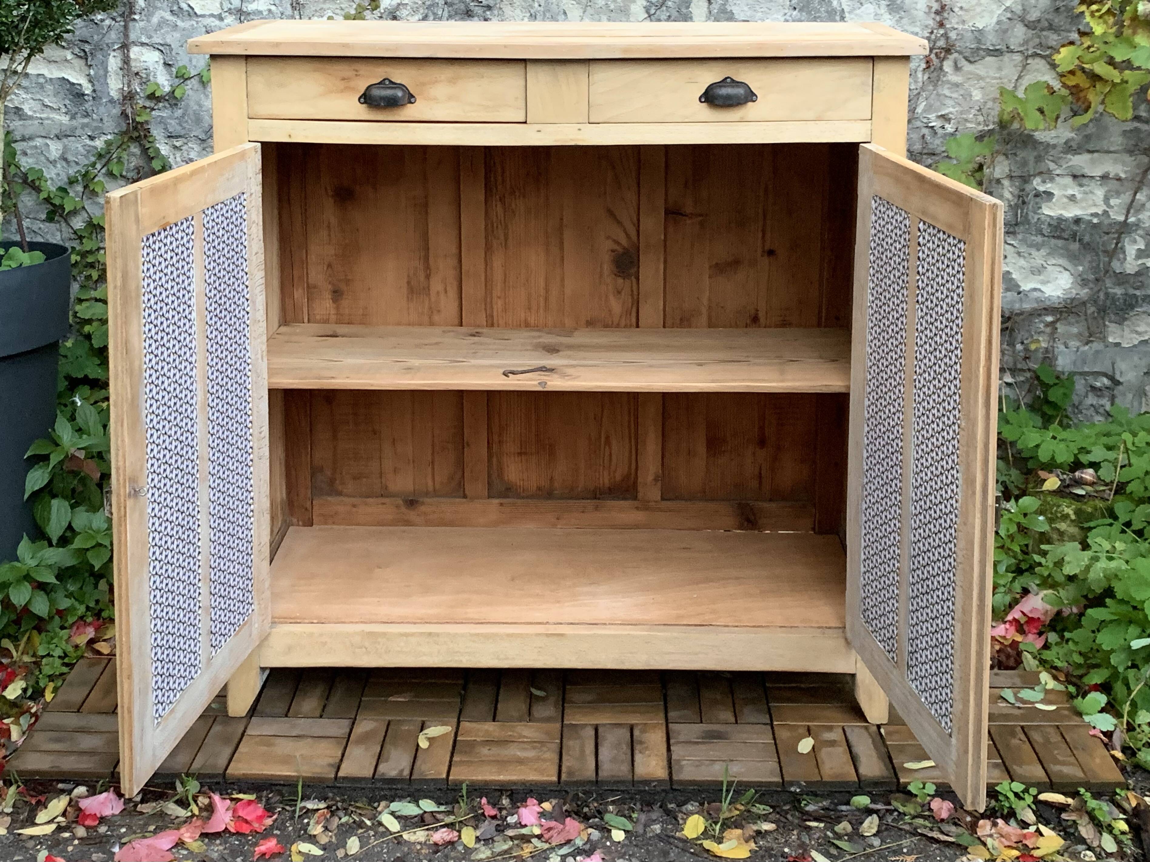 Buffet parisien ancien bois brut