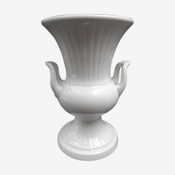 Vase Médicis, en porcelaine blanche, fabrique allemande