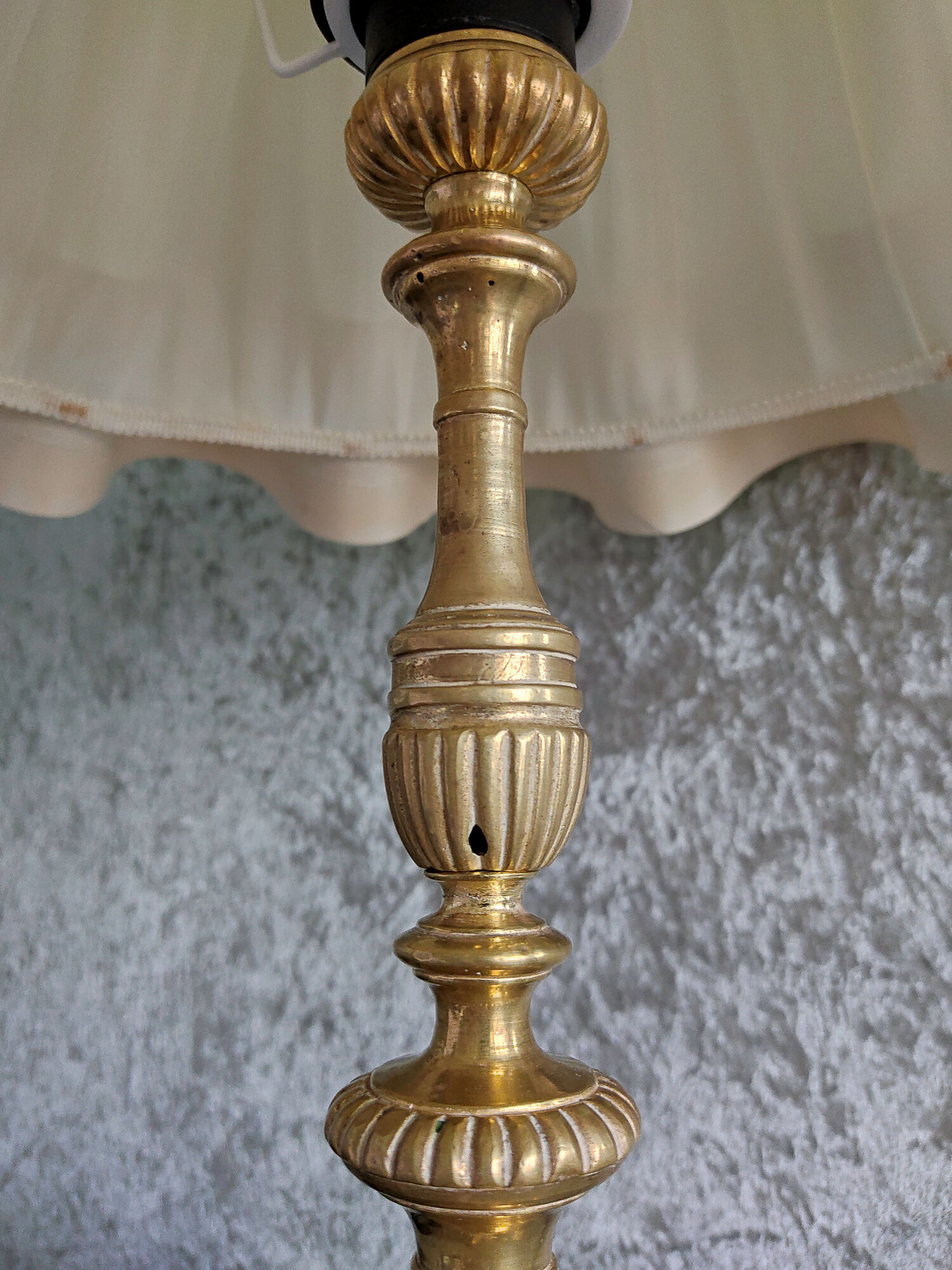 Bronze lamp and petticoats