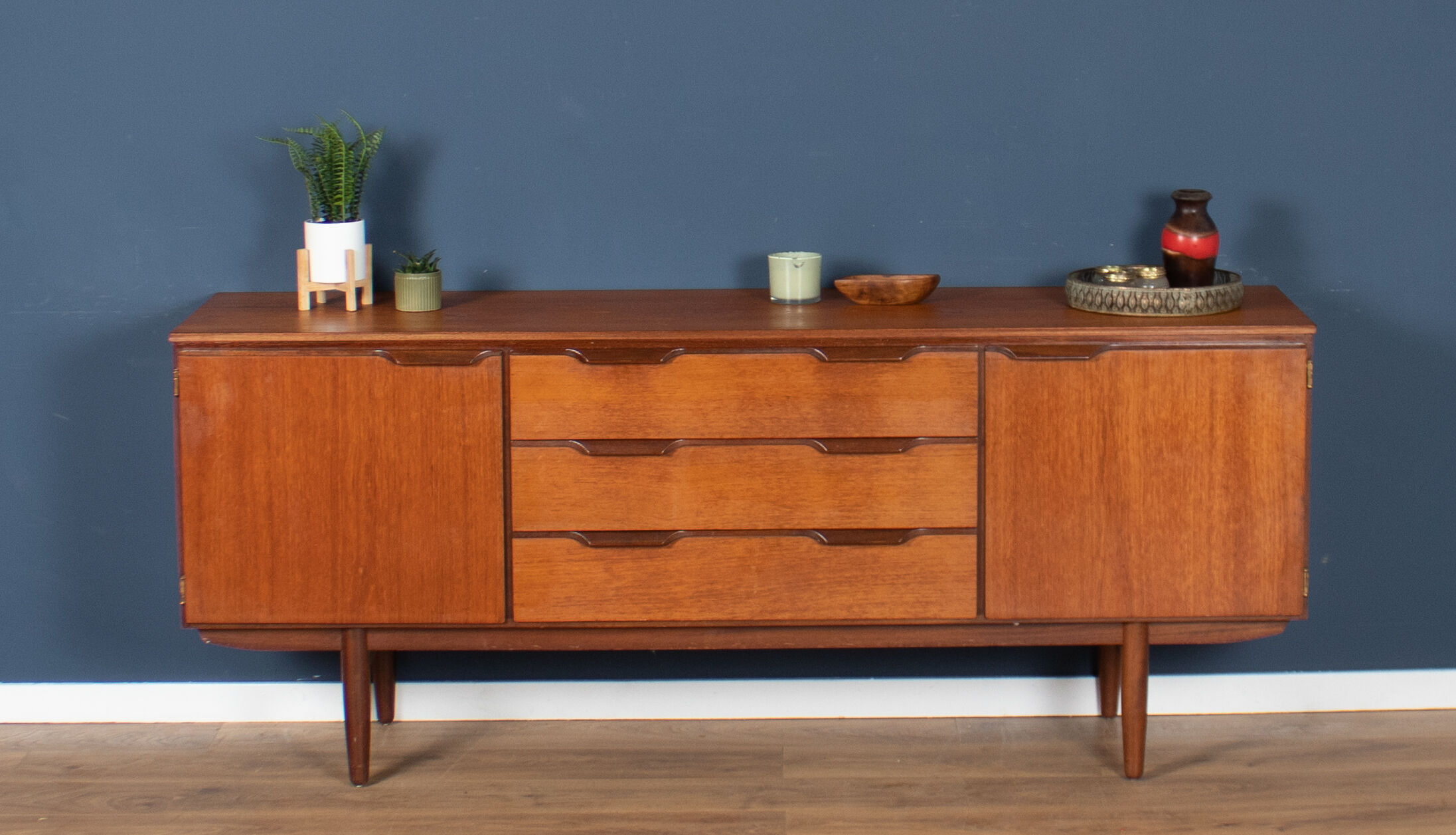 Retro teak 1960s ausinsuite mid century sideboard