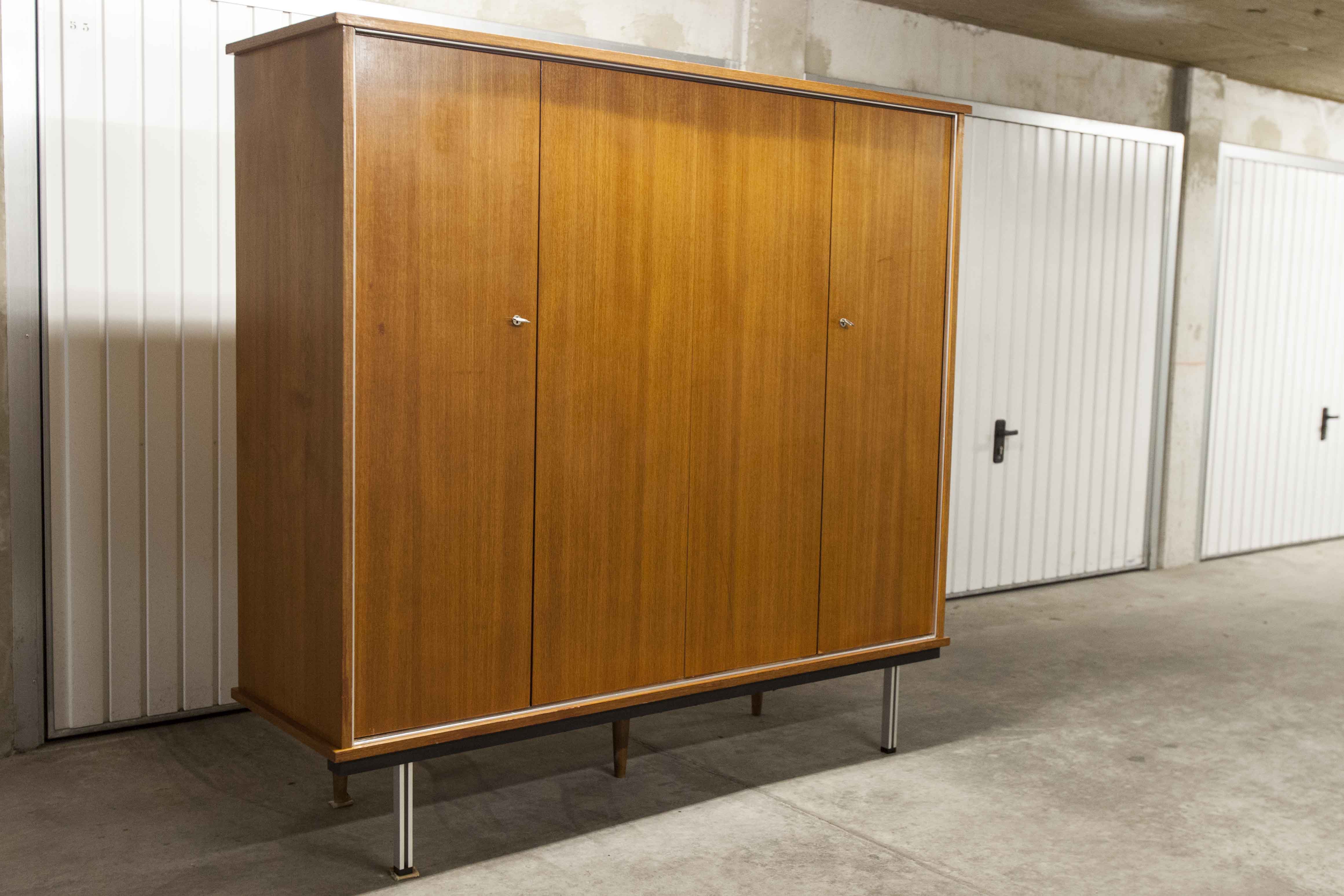 Wardrobe 1970 teak 4 doors half wardrobe half shelf 182 cm