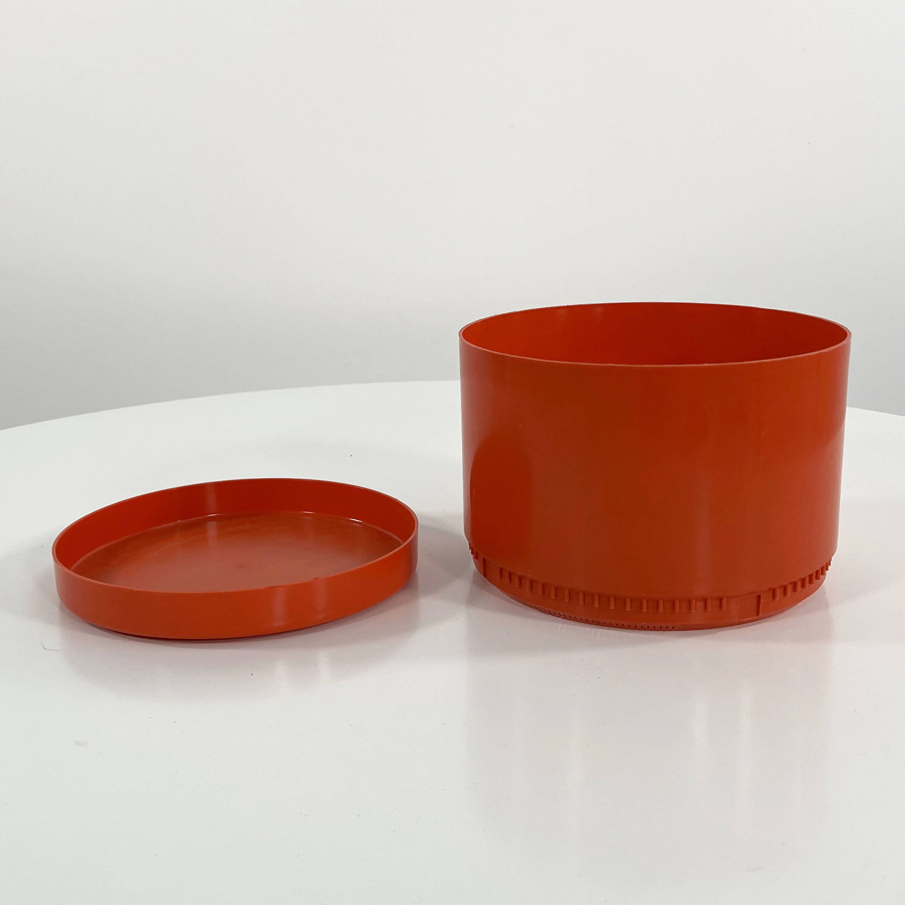 Flower pot by Nena Balsari for Vastill, 1970