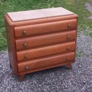 Vintage oak chest of drawers with splayed legs and 4 drawers, circa 1950