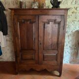 Petite armoire en chêne