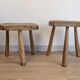 Paire de tabourets brutalistes anciens en bois massif