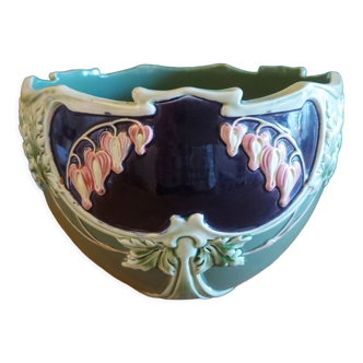 Art Nouveau ceramic pot cover