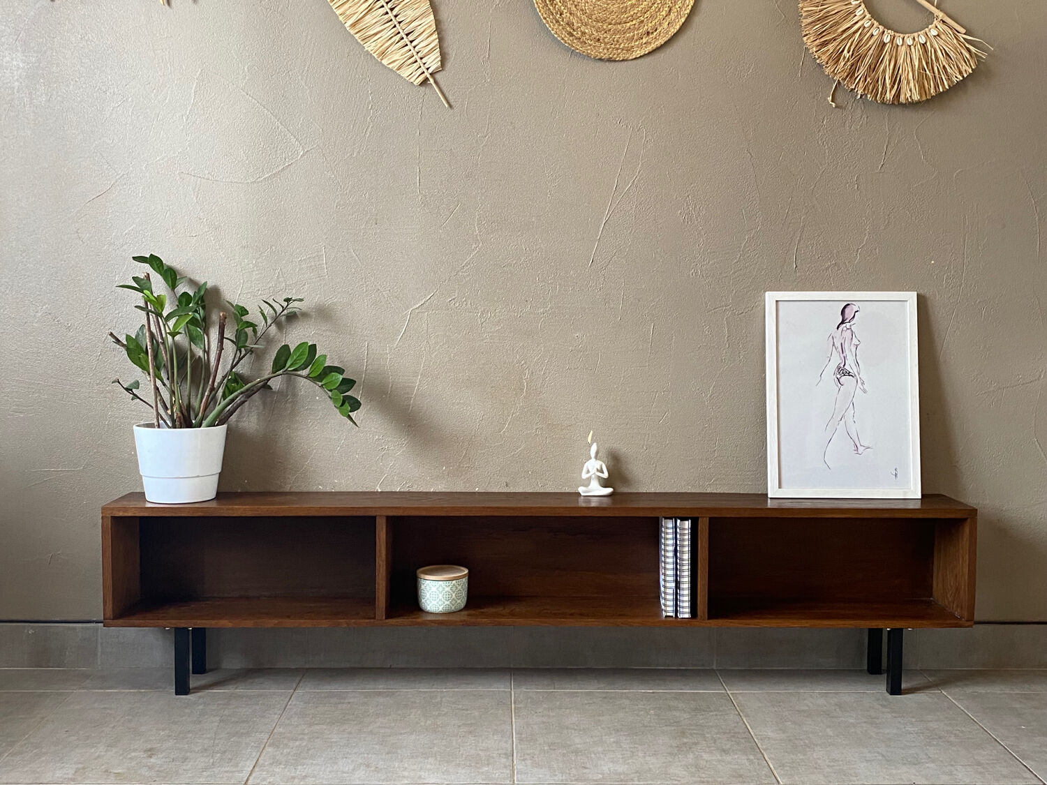 Enfilade of the 50s vintage solid wood (shallow)