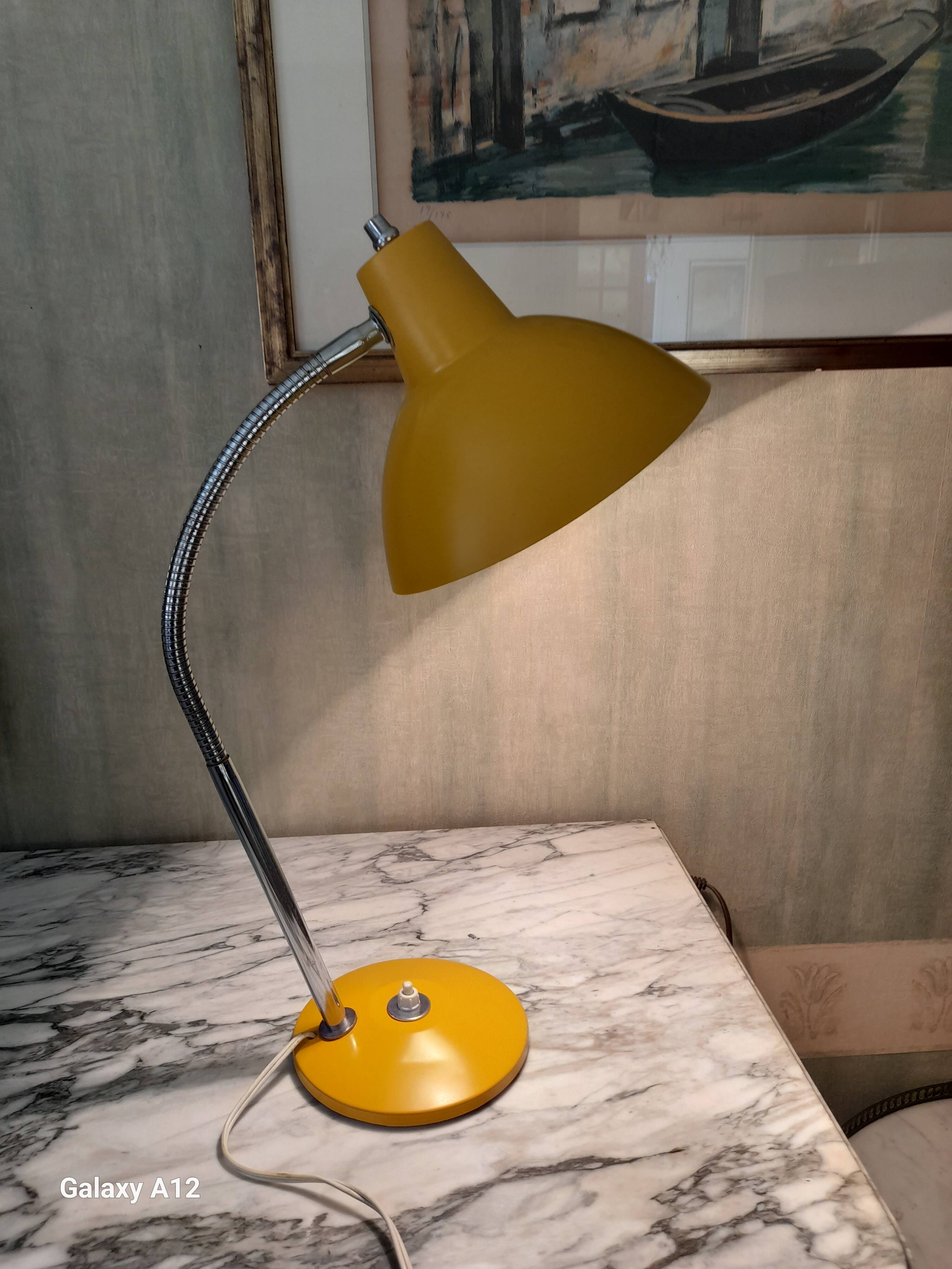 Vintage articulated desk lamp