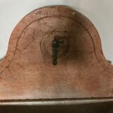 Important Verona marble fountain, vasque decorated with godrons