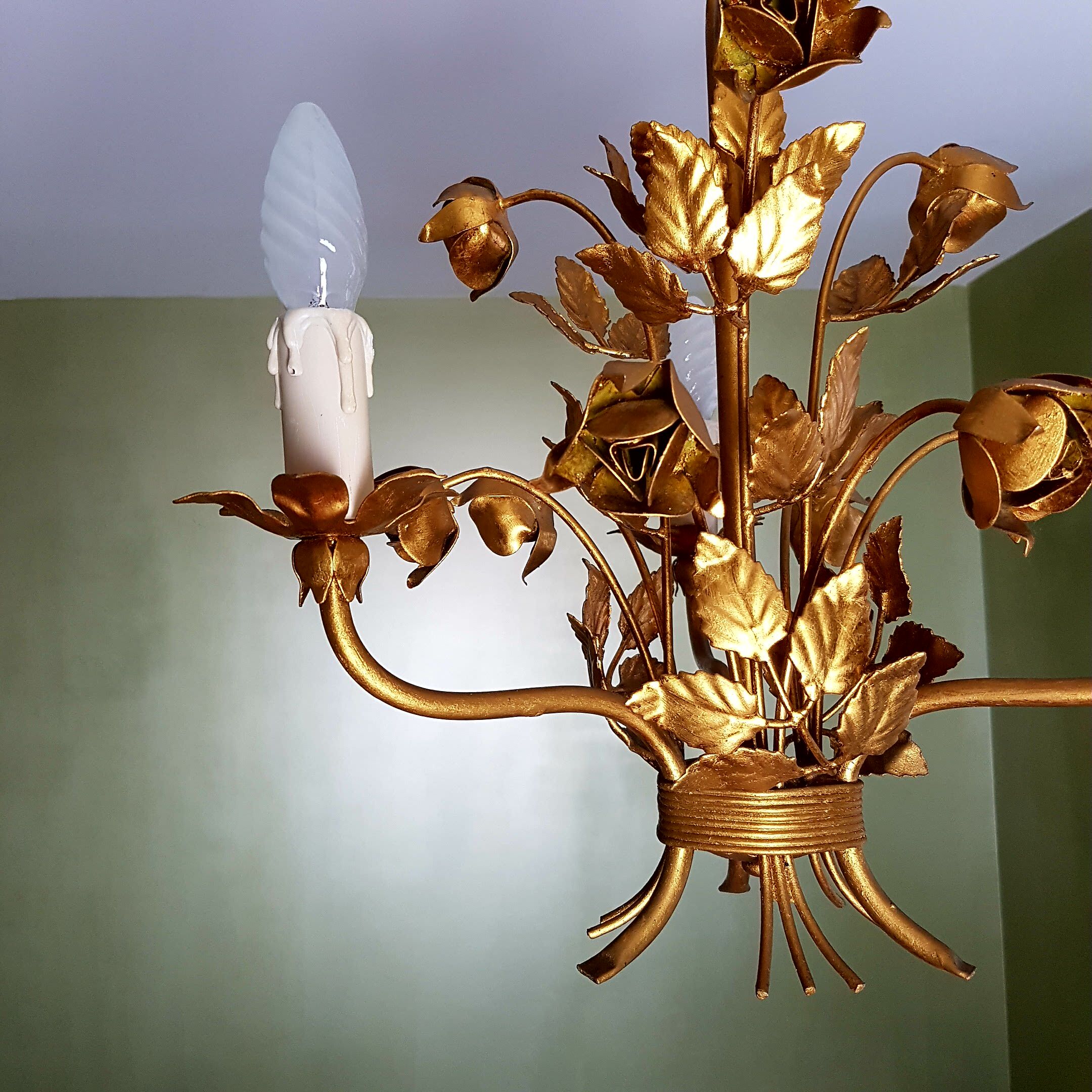 Lustre 3 feux doré décor de roses