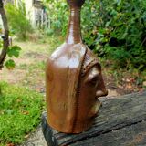 Ceramic depicting a stylized face