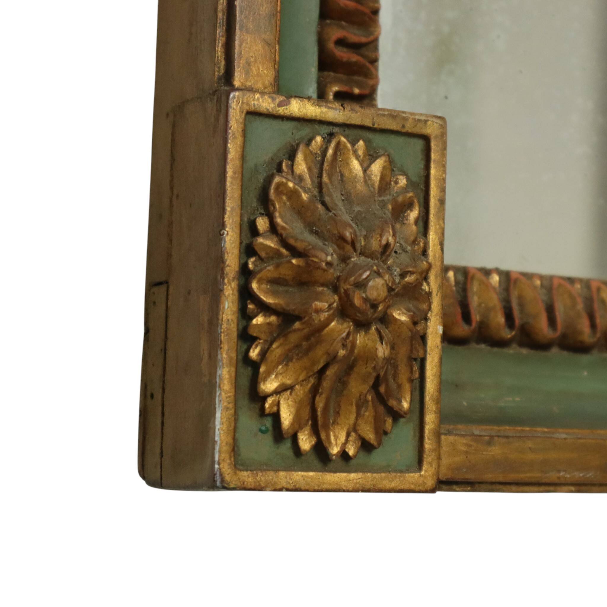 Miroir en bois doré, France, début du XXe siècle