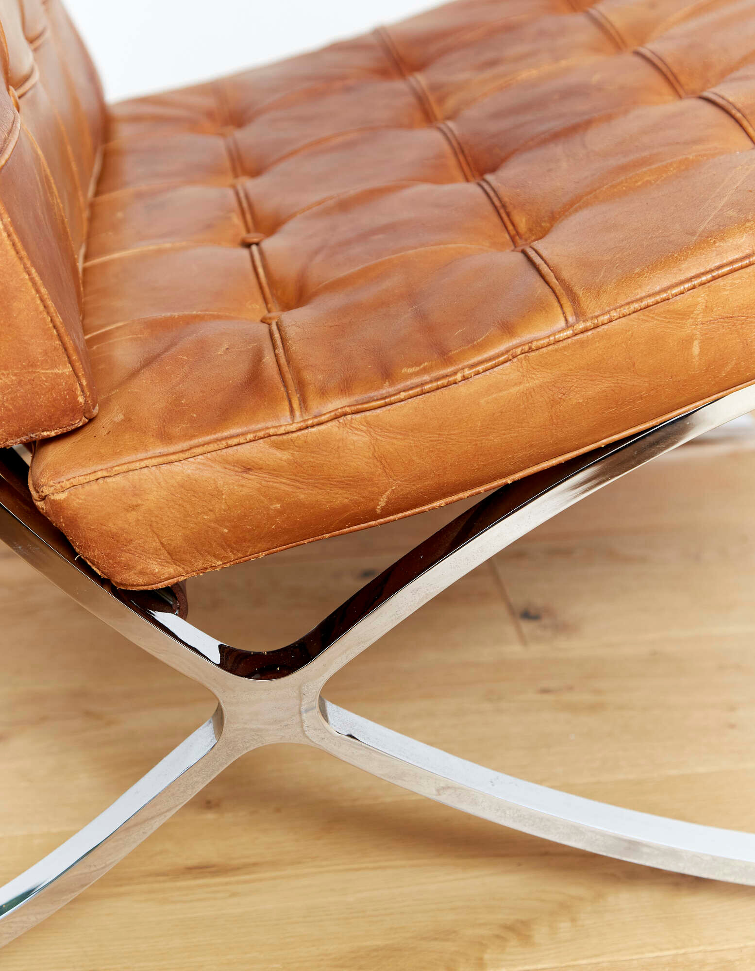 Ludwig Mies van der Rohe MR90 Barcelona armchair