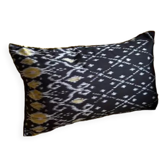 Black Shan cushion 30x50