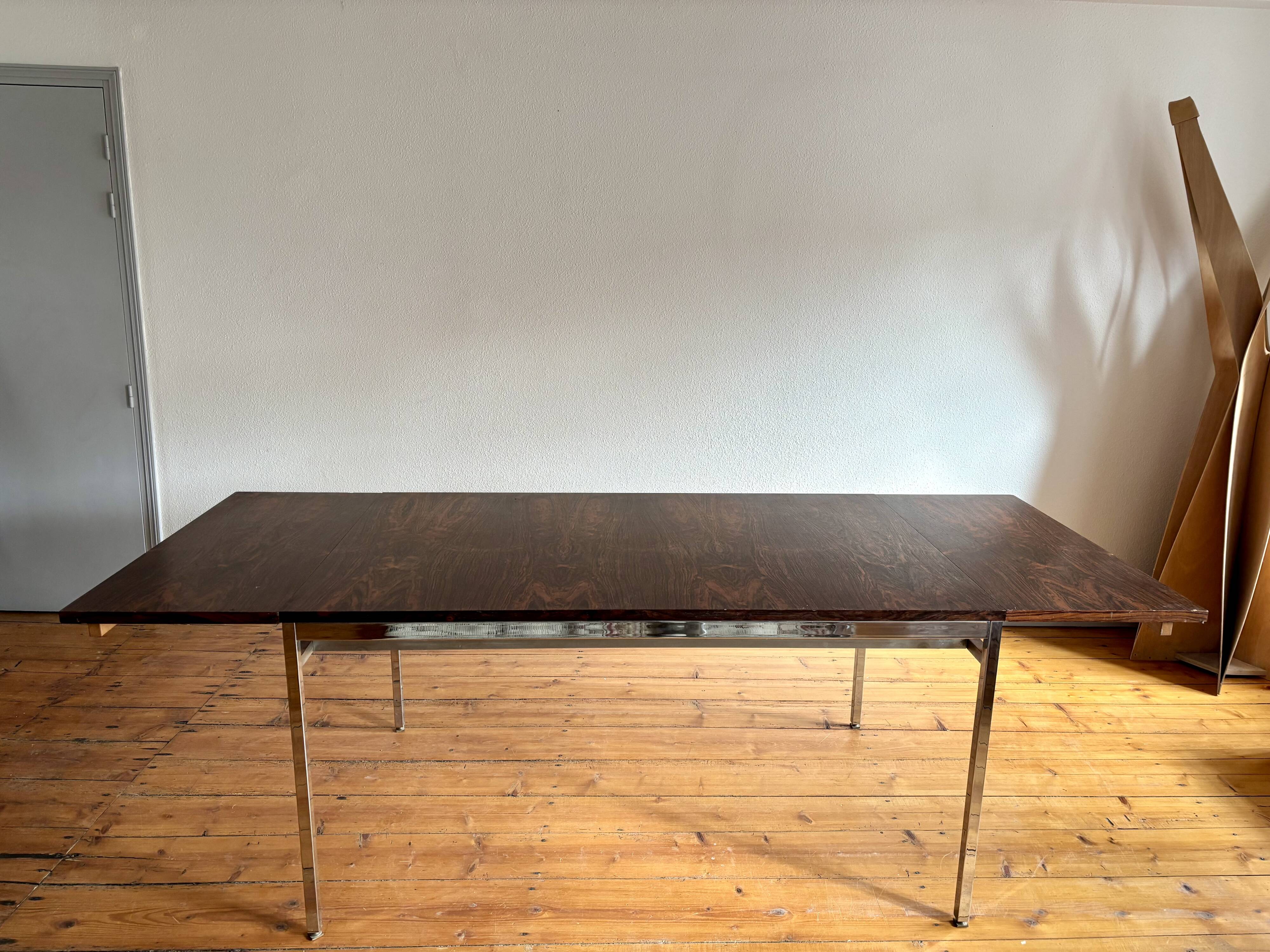 Extendable dining table by Luigi Bartolini, 1960