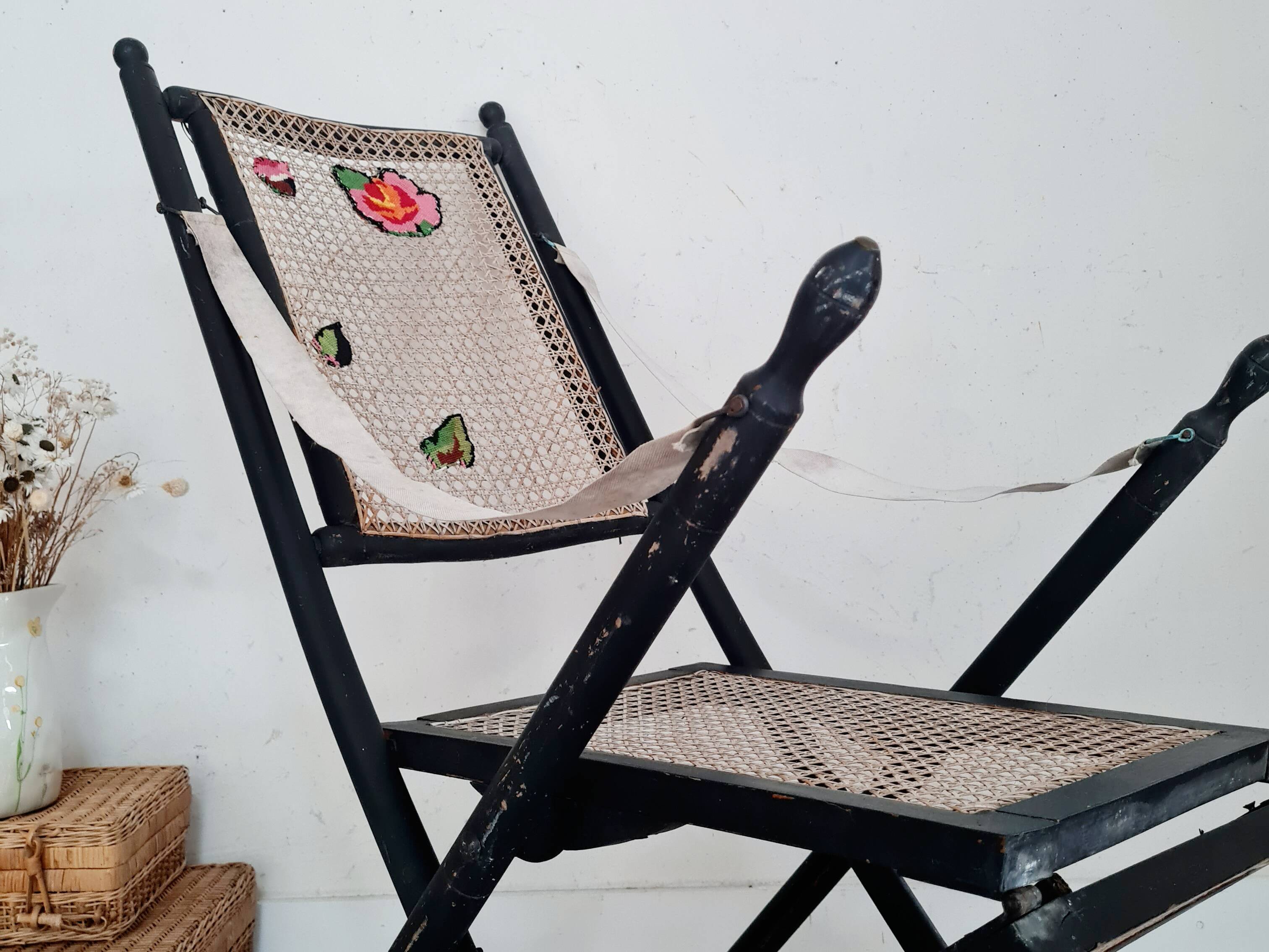 Transat ancien - chaise longue bois et cannage