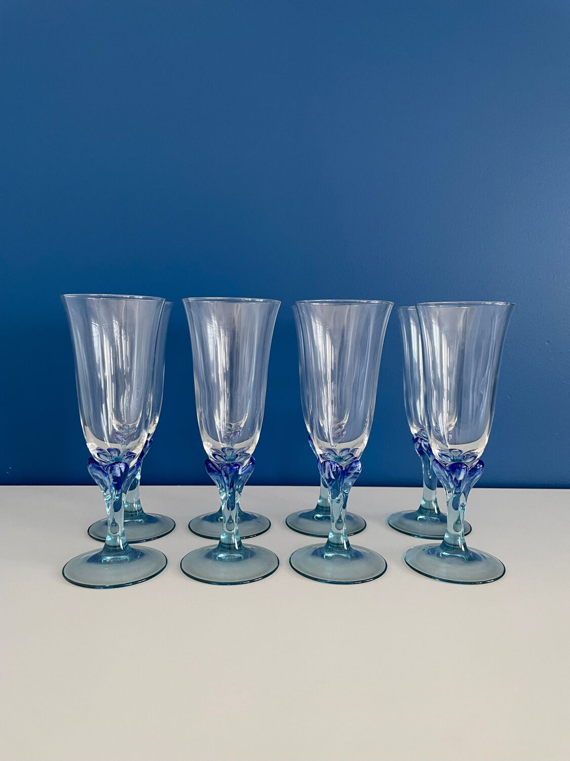 Set of 8 champagne flutes blue luminarc