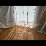 Folding chairs The invisibles of the marsh