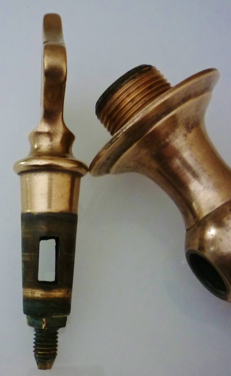 Old fountain tap for garden in brass, 4 parts