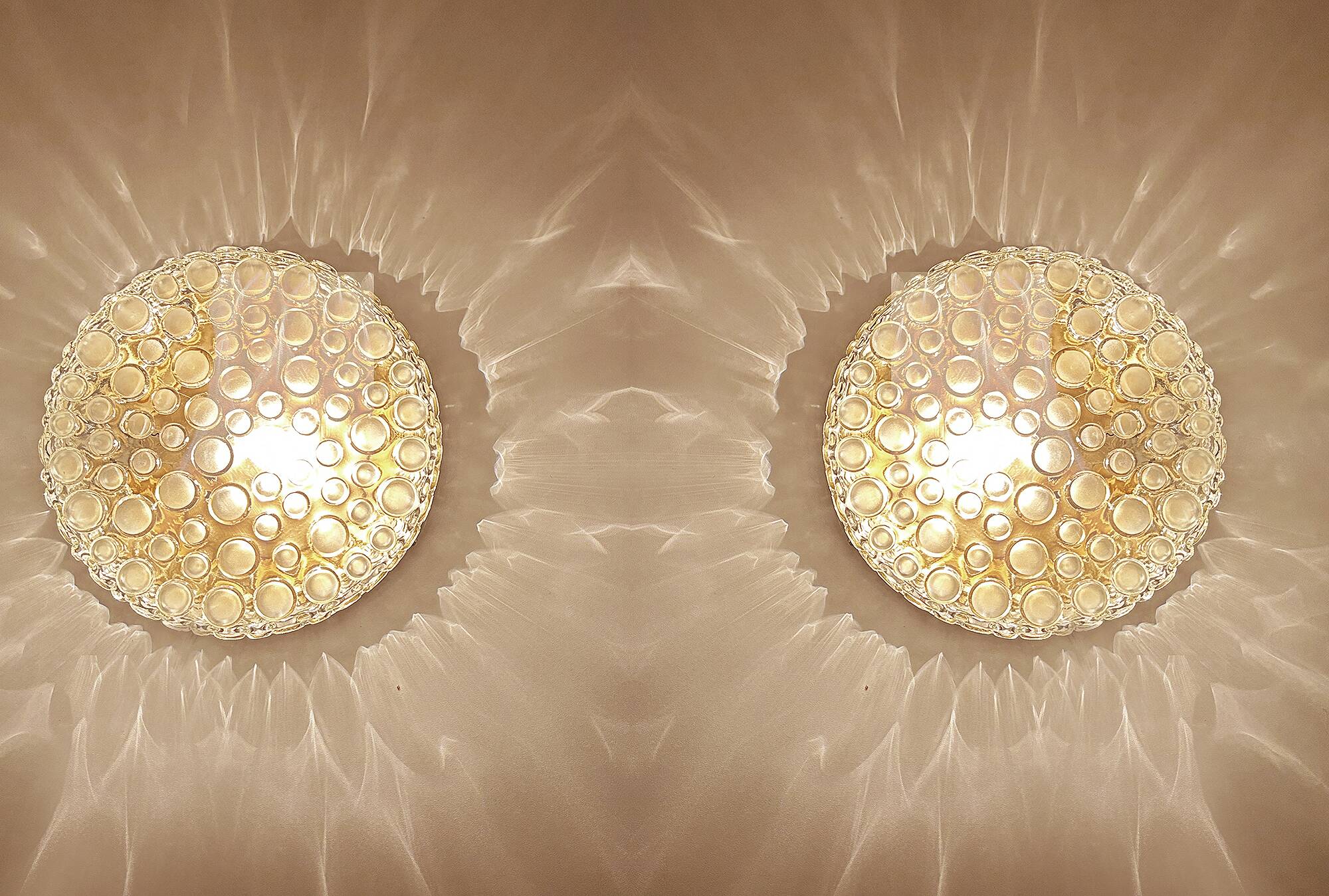 Paire d'appliques vintage en verre à bulles