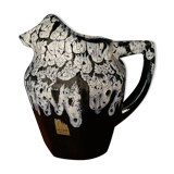 Large pitcher in sandstone blazed great fire