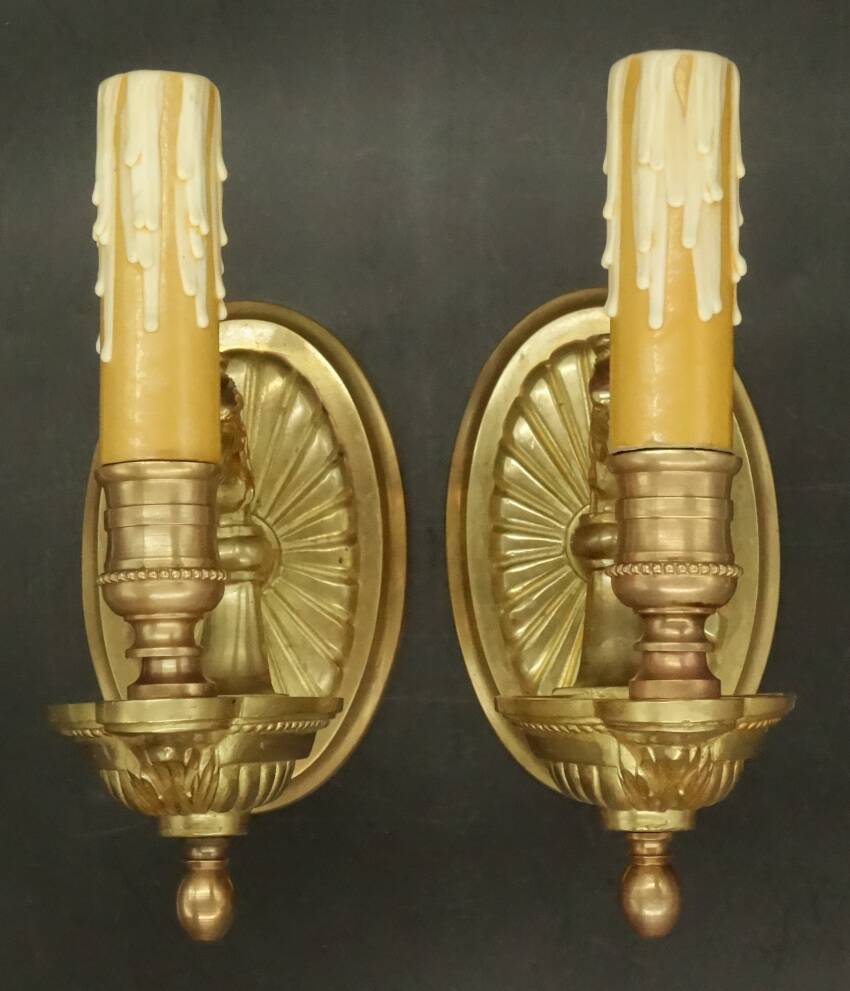 Pair of Empire style eagle head wall lights - bronze Lucien GAU, Paris