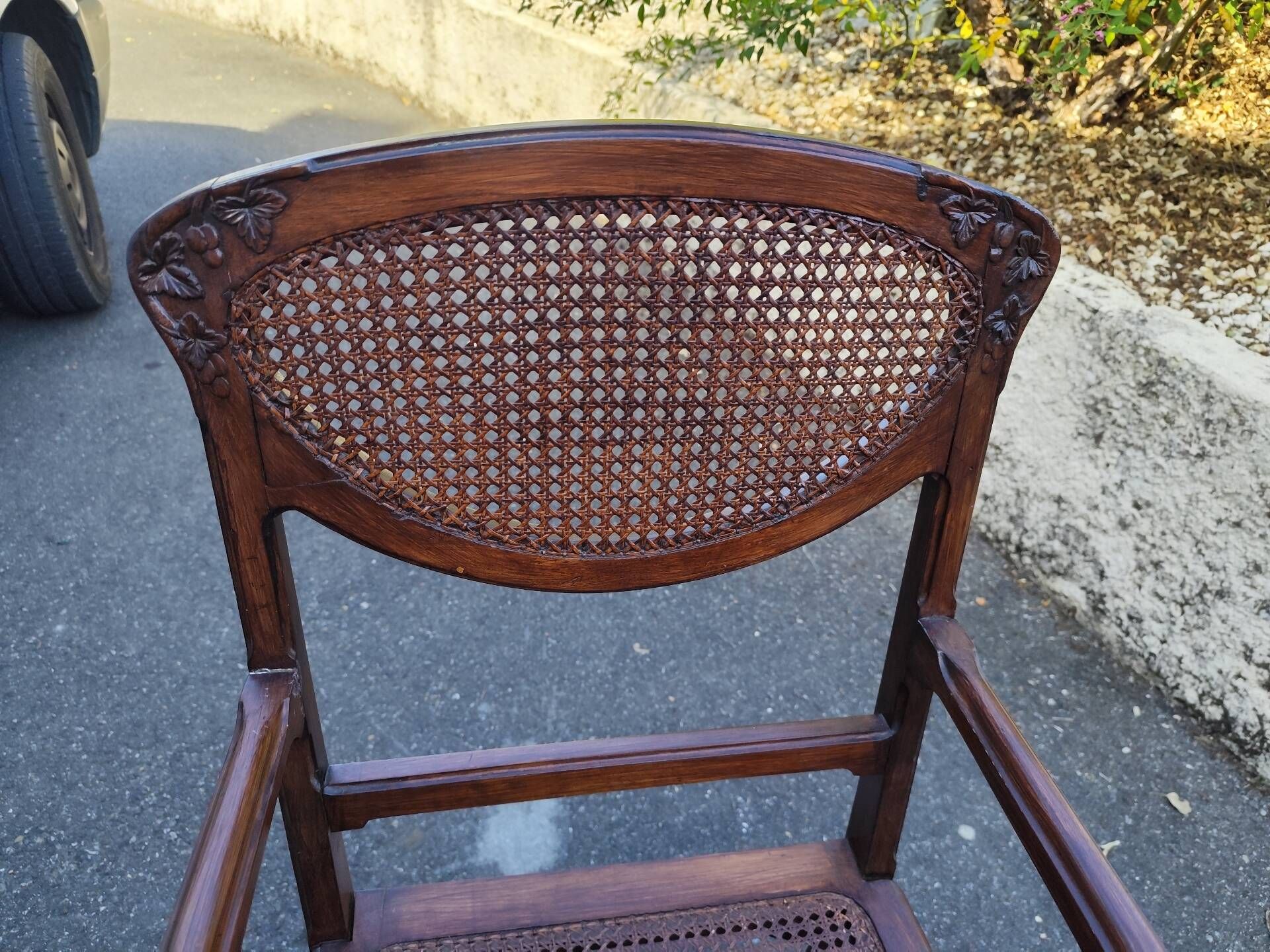 Cane chair