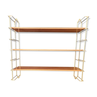 Tomado style shelf / String
