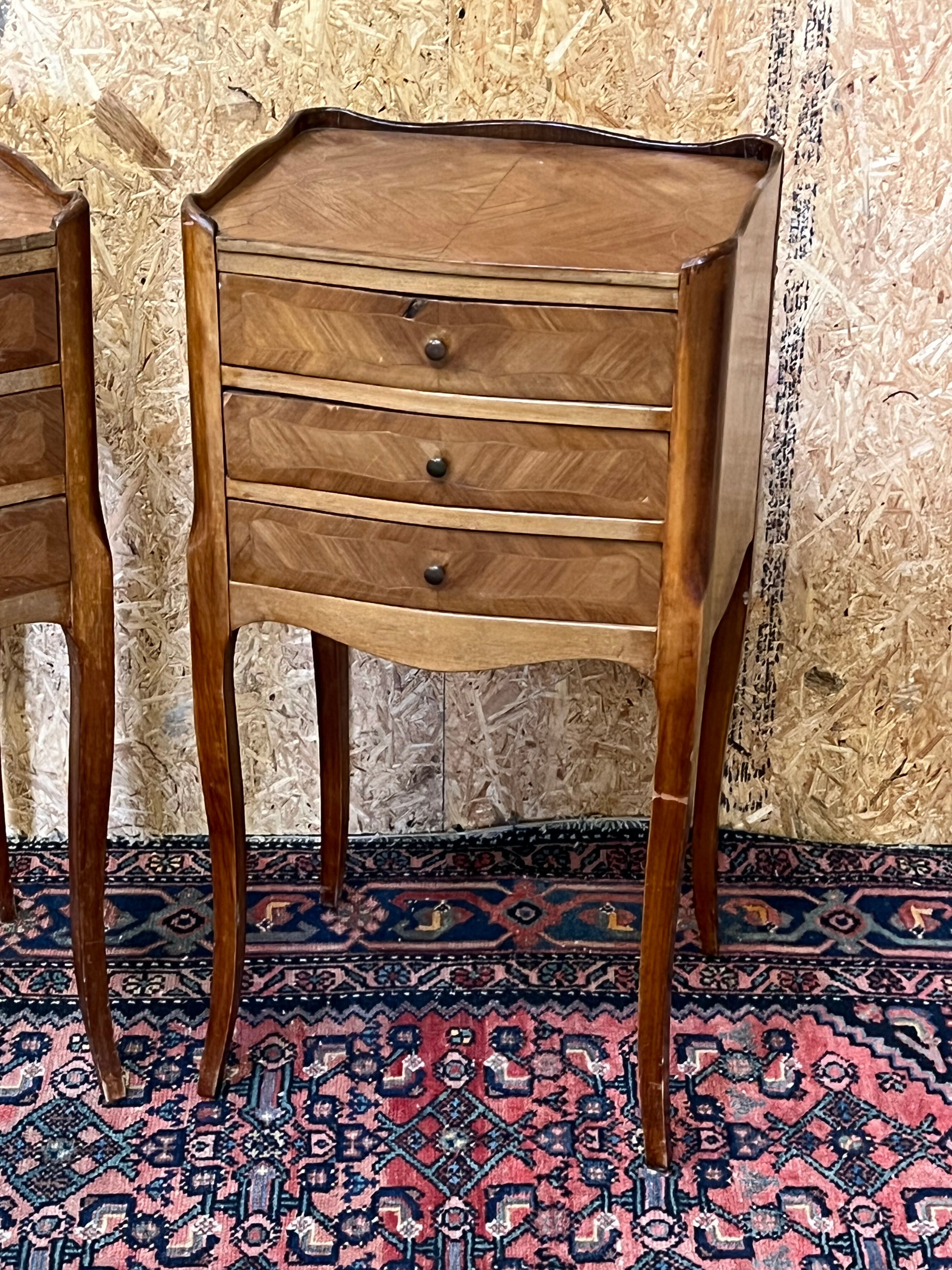 Pair of old Louis XV style bedside tables, in walnut veneer