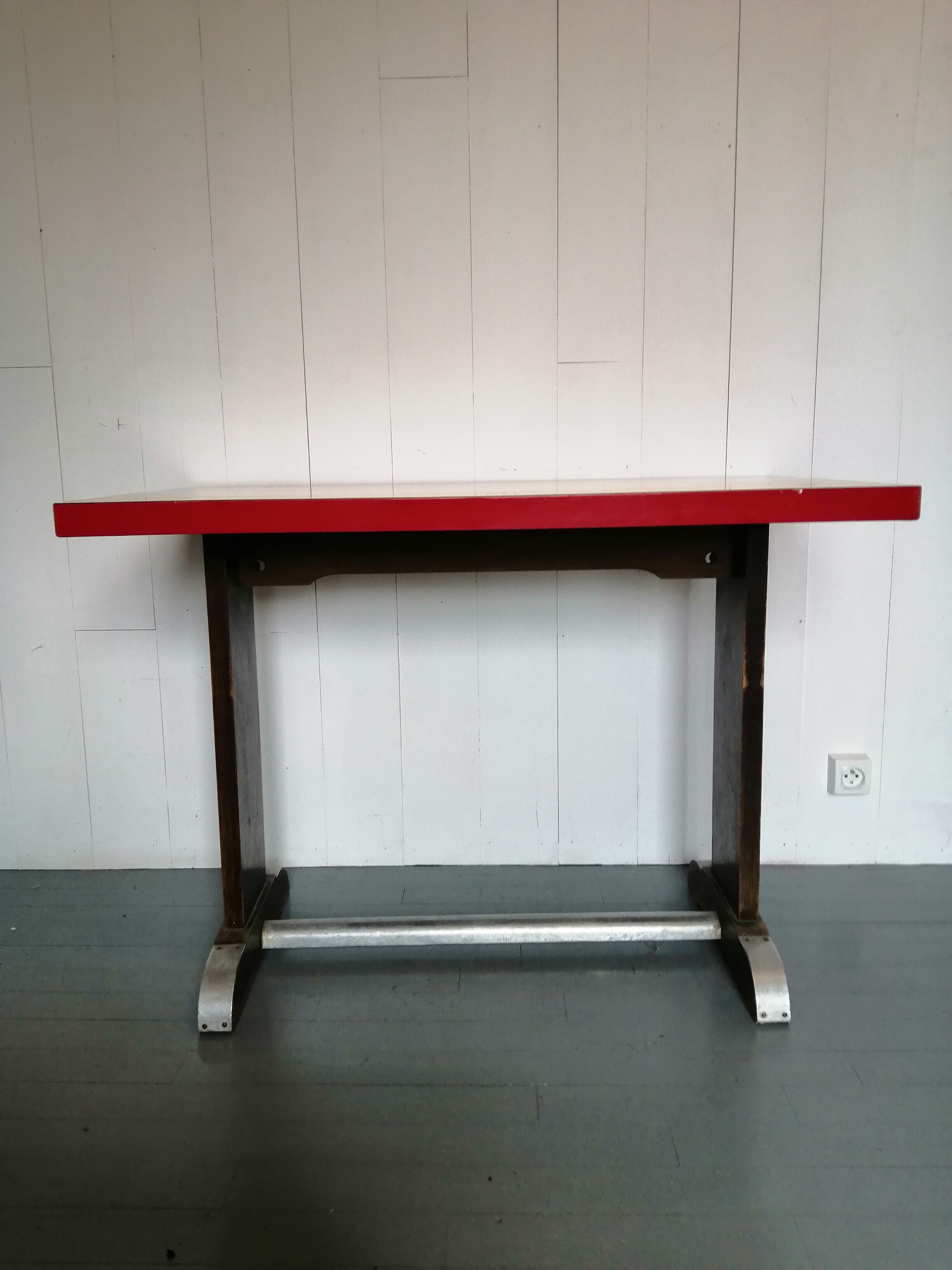 Tables bistro year 50