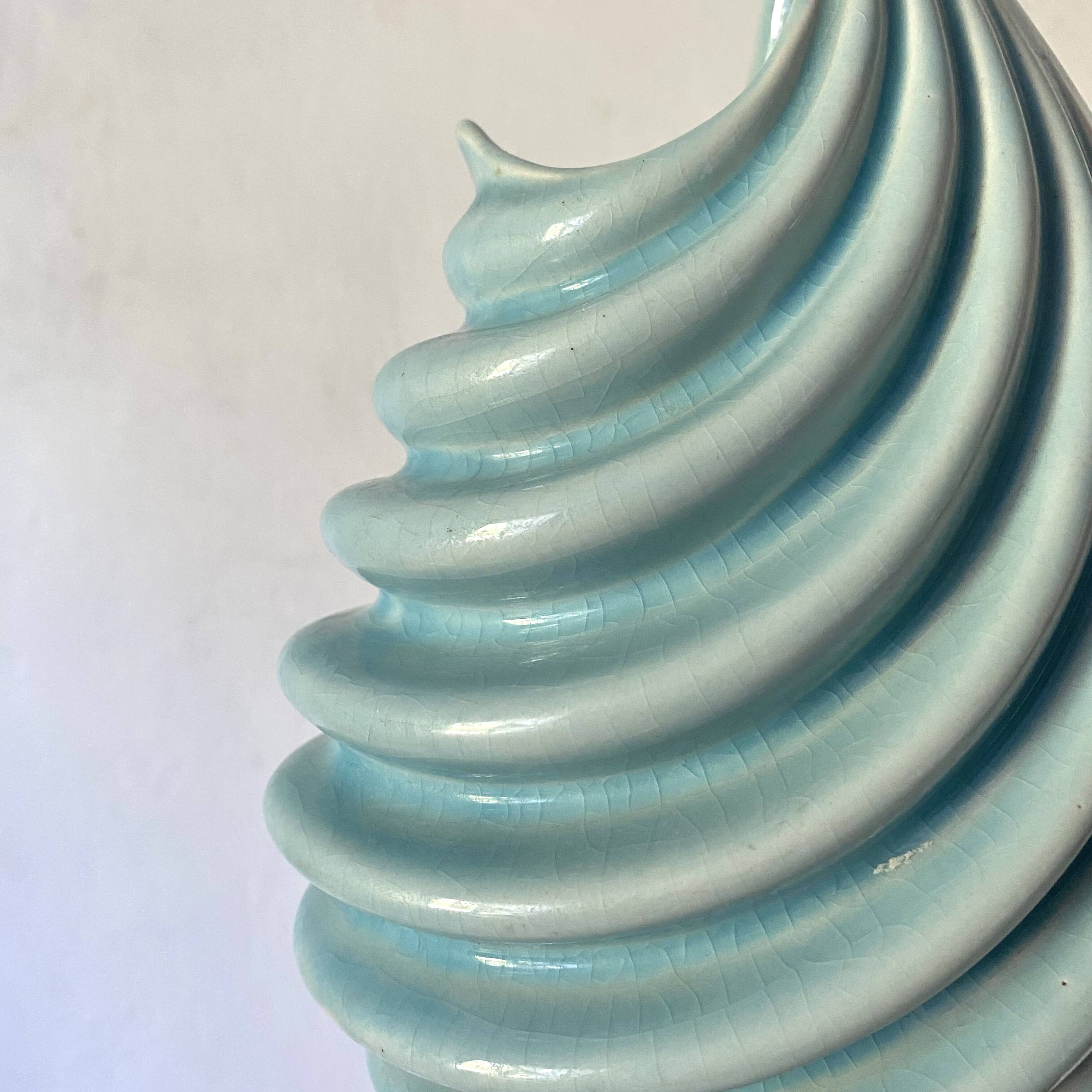 Vase en céramique art déco